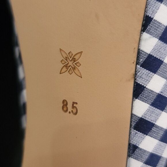 BCBGENERATION HENAYA LEATHE STYLISH CHECKER SLINGBACK HEEL - Picture 15 of 16